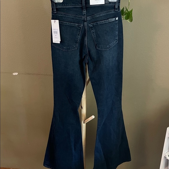 7 for All Mankind Megaflare dark wash jeans - Picture 8 of 9